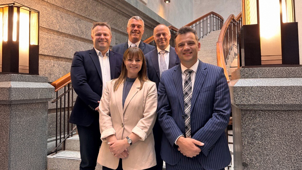 Otago Central Lakes Health Plan Mayors And Mps Cropped